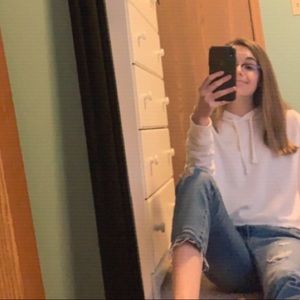 Meet your Posher, Emily